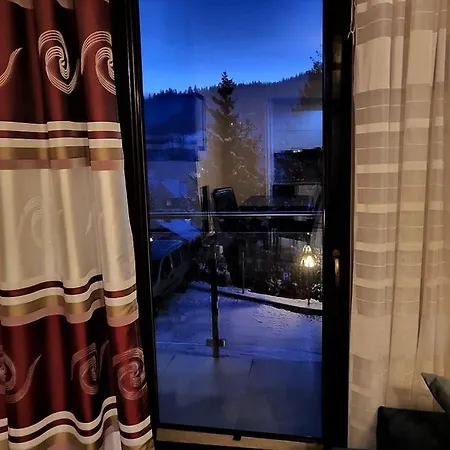 Teczowe Wzgorze Apartament Rubinowy * Wisła